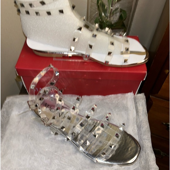 Mackin J silver sandals; clear with silver pointed studs; nice and comfortable - Picture 13 of 16
